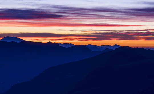 游戲情侶名兩個(gè)字唯美