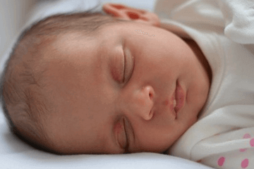 女寶寶五行缺金起名，有才華博學(xué)多識(shí)女孩名