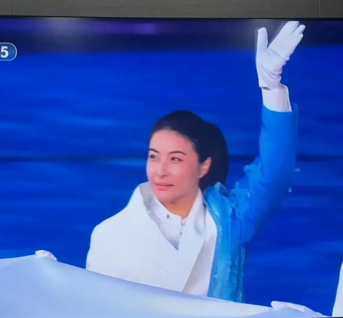 郭晶晶亞運(yùn)會(huì)驚艷亮相，郭晶晶名字打分，解析