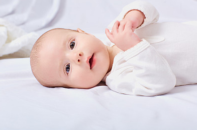 龍年清冷驚艷、簡單大氣女孩名字