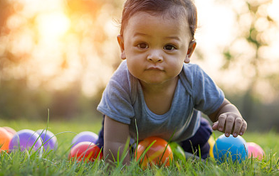 暖陽般溫馨治愈的寶寶名字，永遠積極向上的男孩名