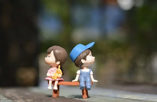 寶寶起名丨藏在【詩經】一兒一女驚艷歲月的寶寶名字