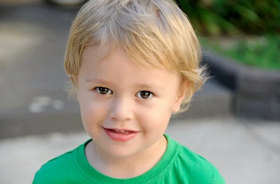 時(shí)姓簡單好聽的名字男孩