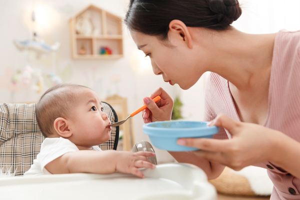 女孩用宣字取名，宣字和什么搭配寓意好？