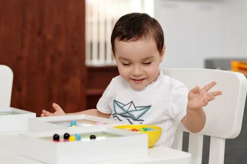 2025屬蛇男孩大氣名字分享,個個好聽到陶醉